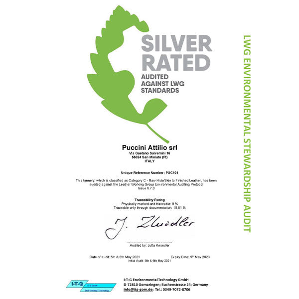 プッチーニパルマ 名刺入れ